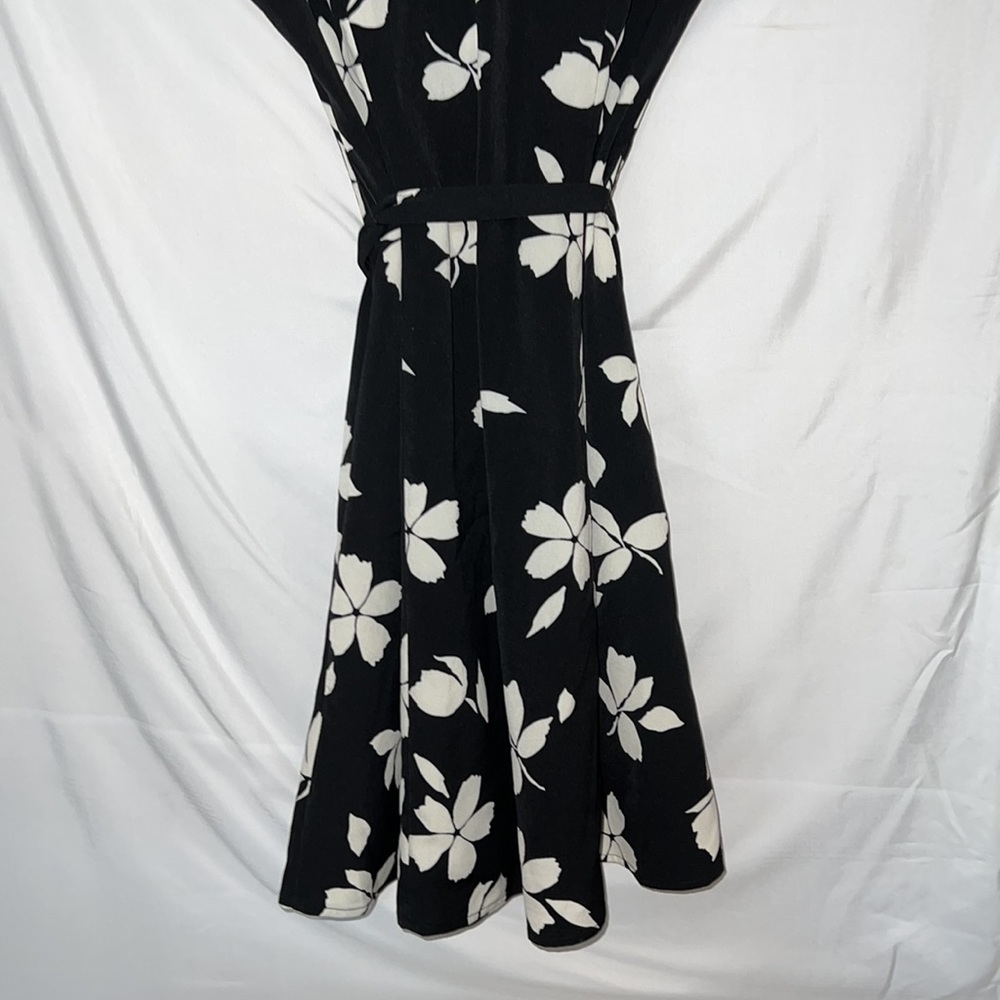 Pop sugar Black Floral dress - Picture 6 of 7